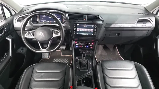 Volkswagen 2 2.0 TDI 2021 7