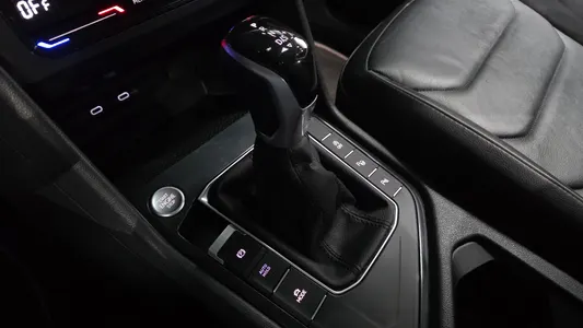 Volkswagen 2 2.0 TDI 2021 9