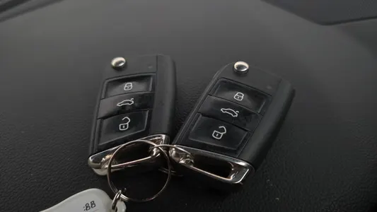 Volkswagen 2 2.0 TDI 2021 33