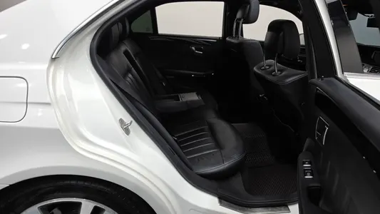 Mercedes-Benz E-Class W212 E300 2013 12