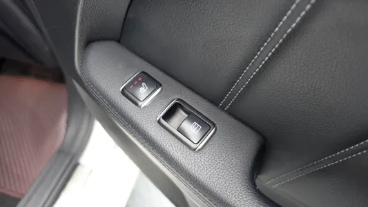 Mercedes-Benz E-Class W212 E300 2013 18