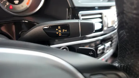 Mercedes-Benz E-Class W212 E300 2013 19