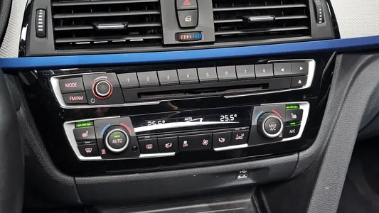 BMW 3 Series (F30) 320i M 2018 19