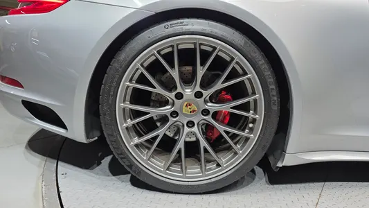 Porsche 911 4S 2017 5