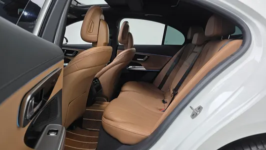 Mercedes-Benz E-Class W214 E200 AMG Line 2026 12