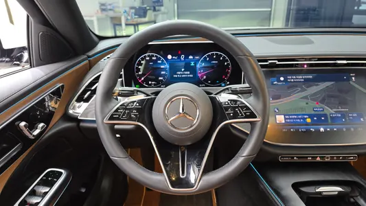 Mercedes-Benz E-Class W214 E200 AMG Line 2026 13