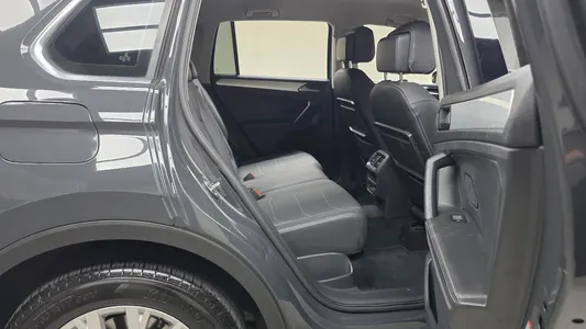 Volkswagen 2 2.0 TDI 2018 10