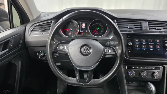 Volkswagen 2 2.0 TDI 2018 13