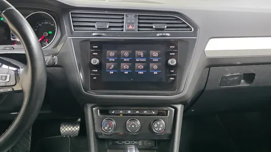 Volkswagen 2 2.0 TDI 2018 28