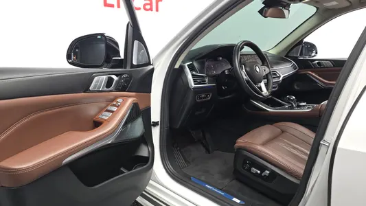 BMW X7 (G07) xDrive 40i 7 2021 9