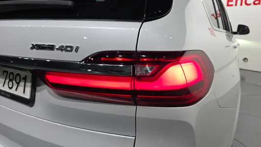 BMW X7 (G07) xDrive 40i 7 2021 23