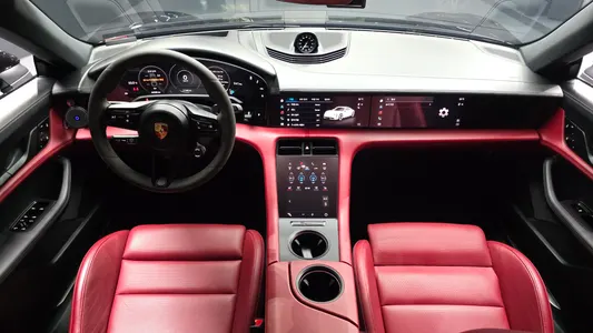 Porsche 타이칸 4S 2021 7