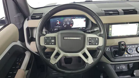 Land Rover (L663) 110 D240 SE 2020 13