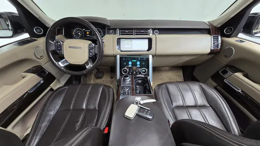 Land Rover 4 4.4 SDV8 Vogue SE 2017 7