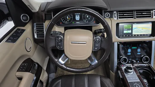 Land Rover 4 4.4 SDV8 Vogue SE 2017 14