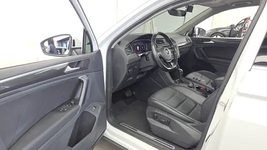 Volkswagen 2 2.0 TDI 4 2020 10