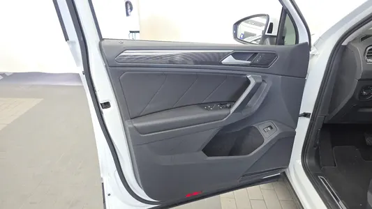 Volkswagen 2 2.0 TDI 4 2020 24