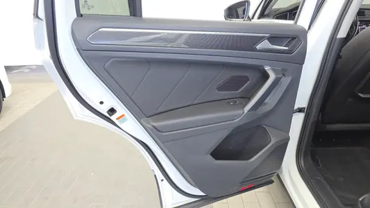 Volkswagen 2 2.0 TDI 4 2020 25
