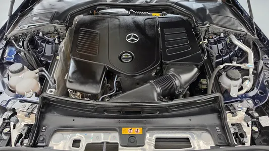 Mercedes-Benz C-Class W206 C300 4MATIC AMG Line 2023 5