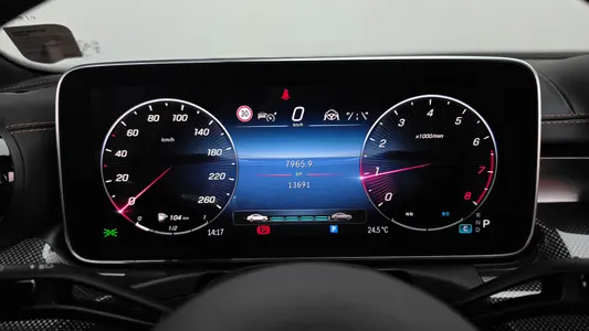Mercedes-Benz C-Class W206 C300 4MATIC AMG Line 2023 7