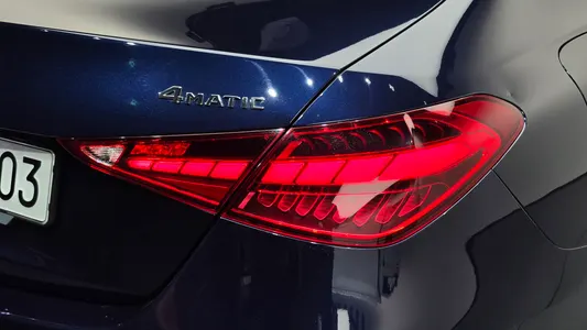 Mercedes-Benz C-Class W206 C300 4MATIC AMG Line 2023 23