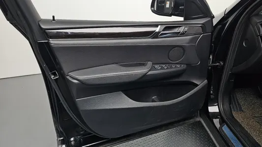 BMW X4 (F26) xDrive20d 2014 24