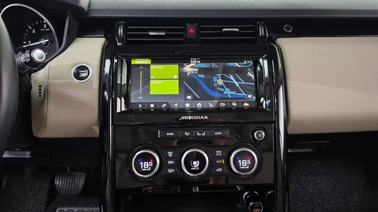 Land Rover 5 2.0 SD4 SE 2018 13