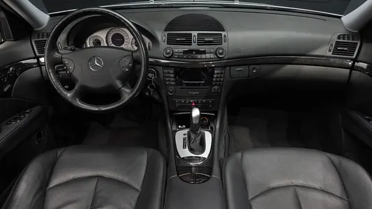 Mercedes-Benz E-Class W211 E320 2003 7