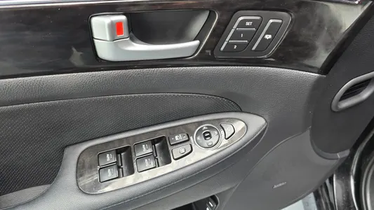 Hyundai 제네시스 BH330 2013 14