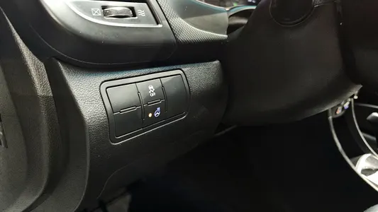 Hyundai () 1.4 VVT 2013 14
