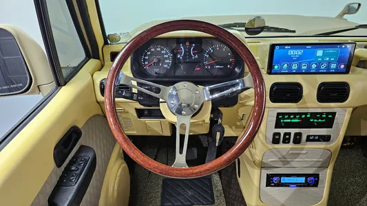Hyundai 2 V6 1997 13