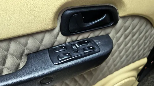 Hyundai 2 V6 1997 17