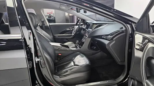 Hyundai Grandeur HG HG240 2016 10