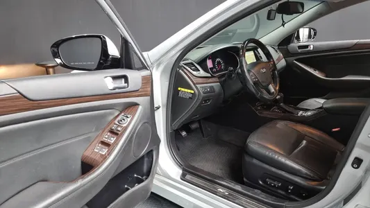 Kia K7 LPI 3.0 2015 10