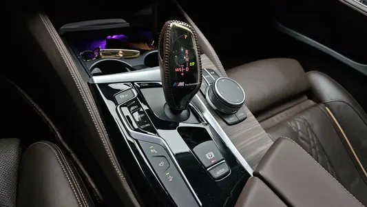 BMW 6 Series GT (G32) 620d xDrive 2019 9