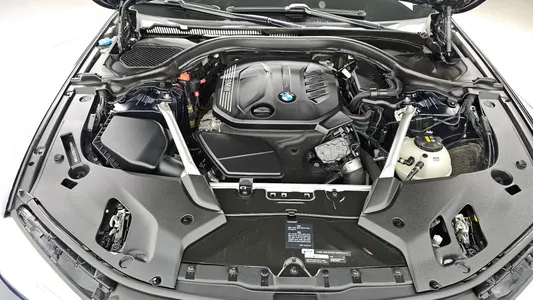 BMW 5 Series (G30) 520d 2020 6