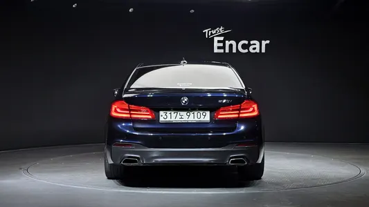 BMW 5 Series (G30) 530i M 2020 4