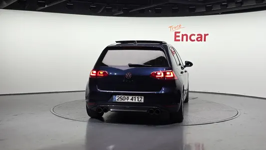 Volkswagen 7 2.0 TDI 2015 4