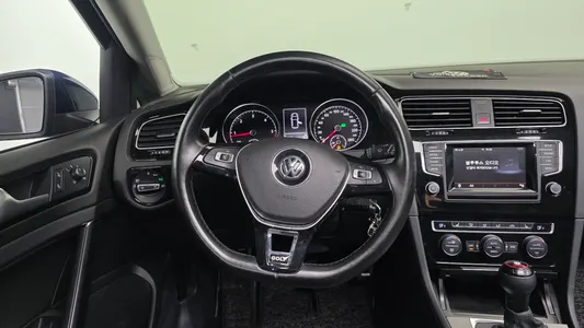 Volkswagen 7 2.0 TDI 2015 13