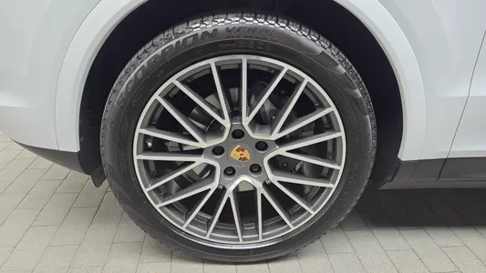 Porsche (PO536) 3.0 2020 5