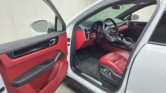 Porsche (PO536) 3.0 2020 10