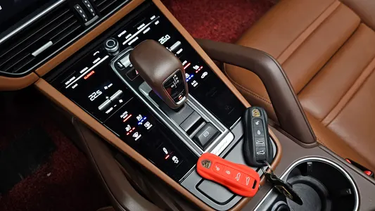Porsche (PO536) 3.0 2023 9