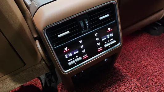 Porsche (PO536) 3.0 2023 17