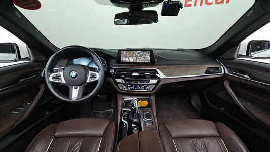 BMW 5 Series (G30) 530i M 2020 7