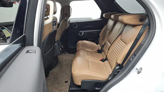 Land Rover 5 D300 HSE 2022 12