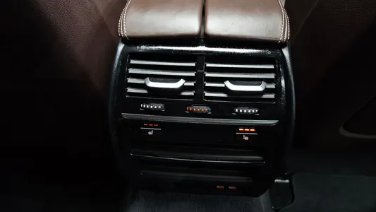 BMW 5 Series (G30) 520i M 2020 18
