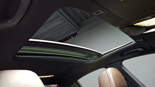 BMW 5 Series (G30) 520i M 2020 19