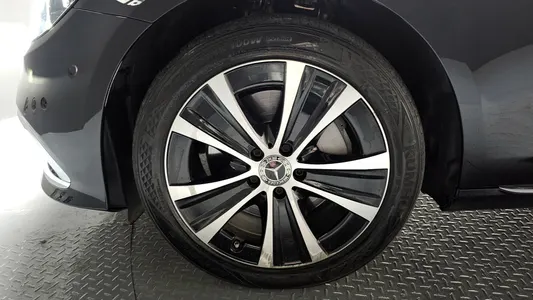 Mercedes-Benz E-Class W213 E300e 4MATIC 2020 5