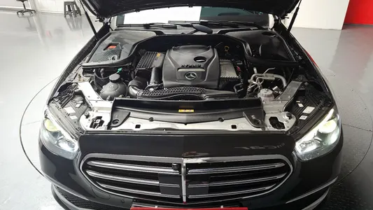 Mercedes-Benz E-Class W213 E300e 4MATIC 2020 6