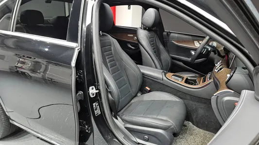 Mercedes-Benz E-Class W213 E300e 4MATIC 2020 12